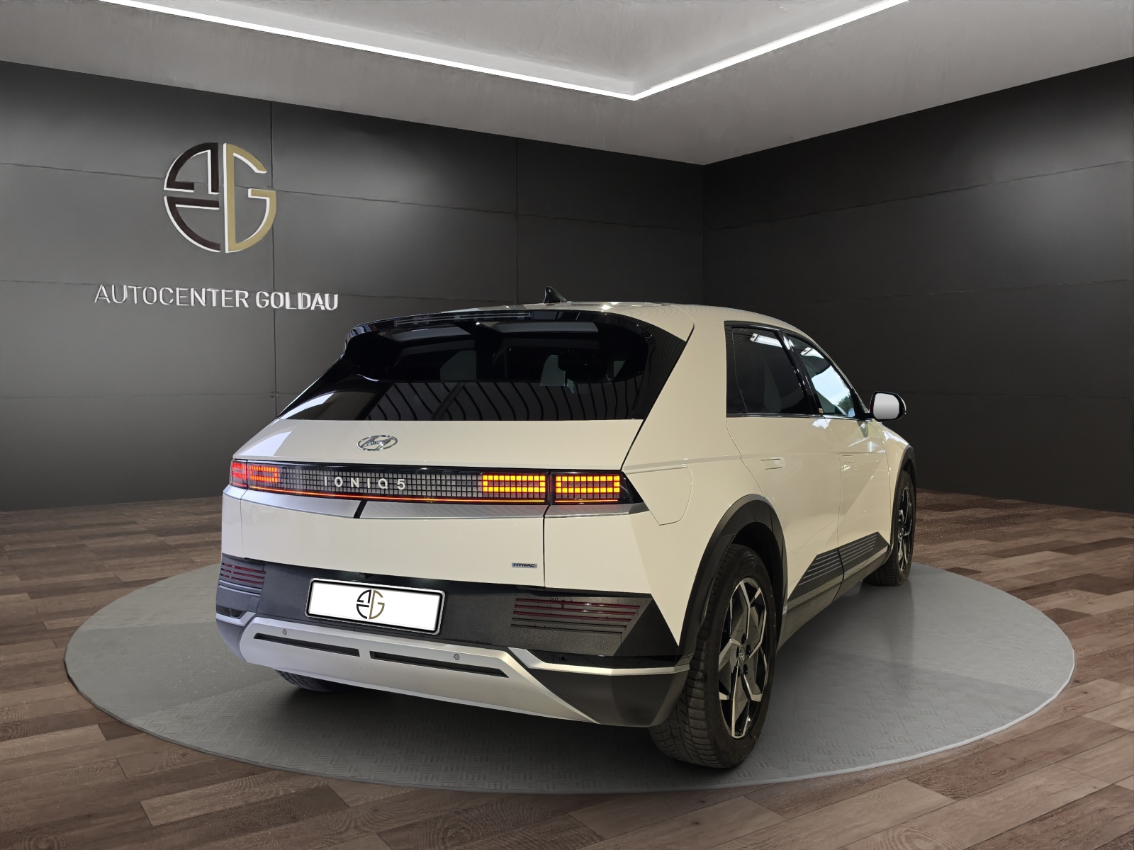 HYUNDAI Ioniq 5 77kWh Vertex 4WD-showroom-element-3