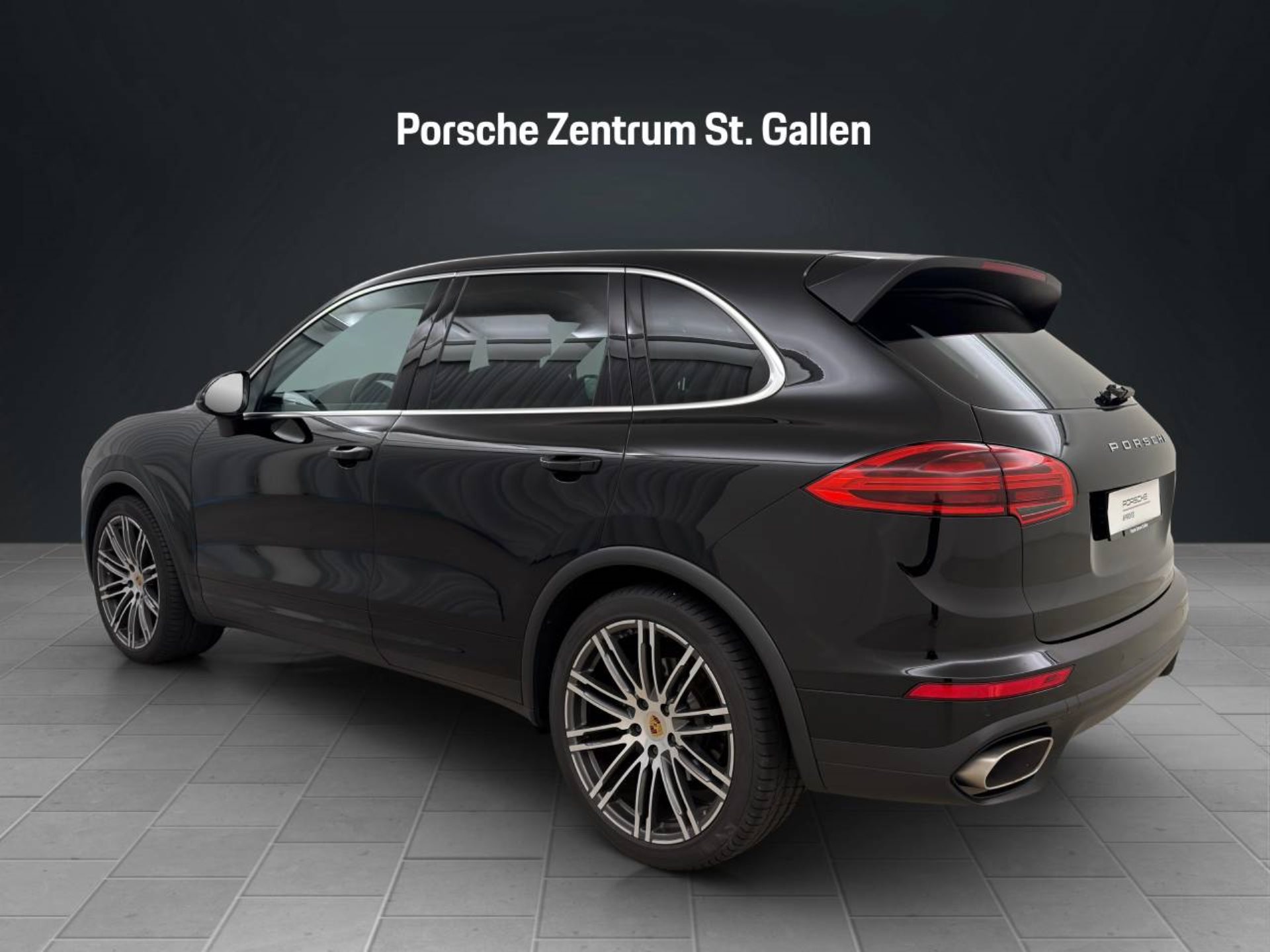 PORSCHE Cayenne Diesel-showroom-element-2