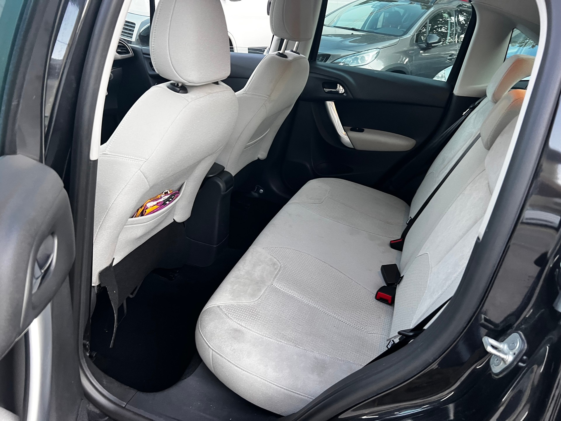 CITROEN C3 1.6i 16V Exclusive-image-6