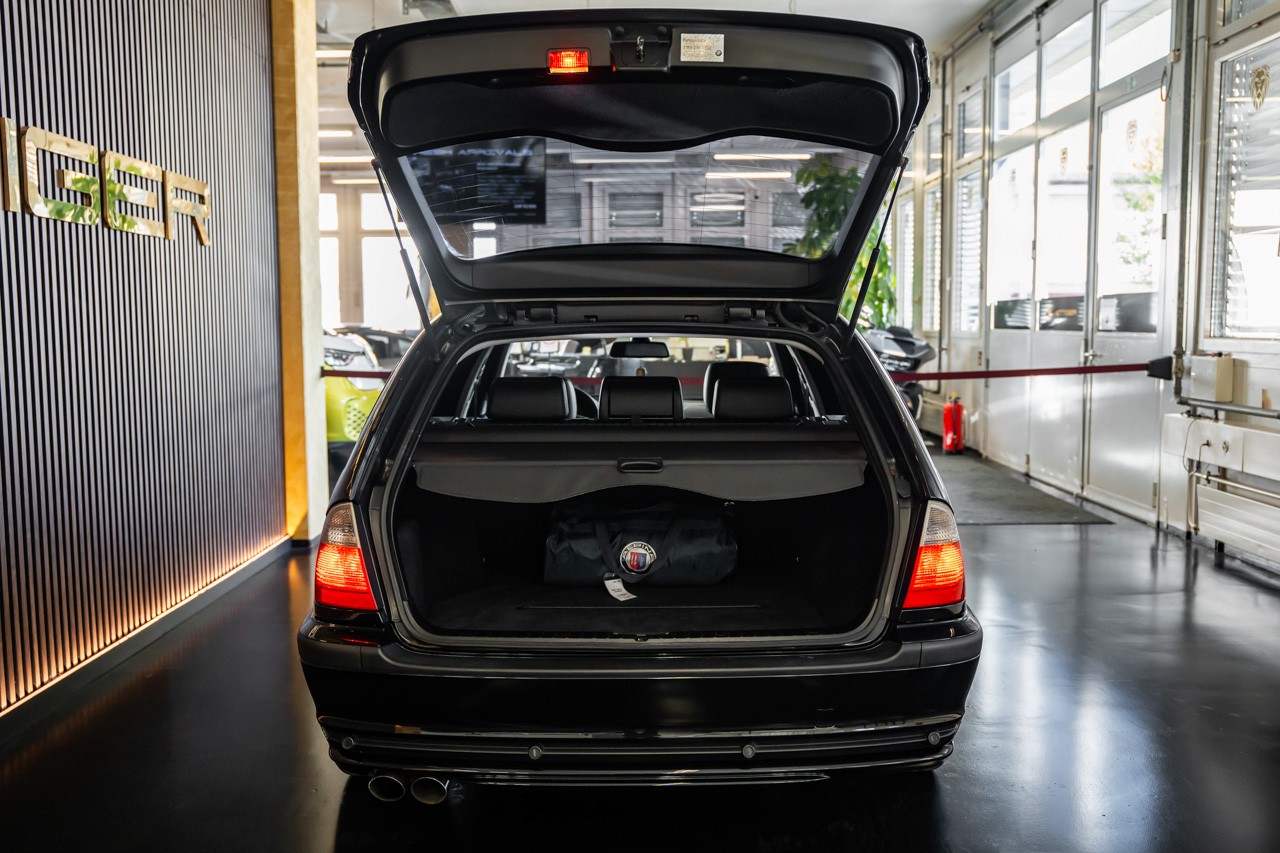 BMW-ALPINA B3 3.3 X Touring S.Tronic-image-5