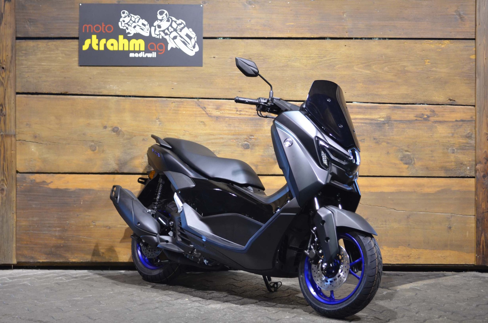 YAMAHA GPD 125 NMAX TechMax
