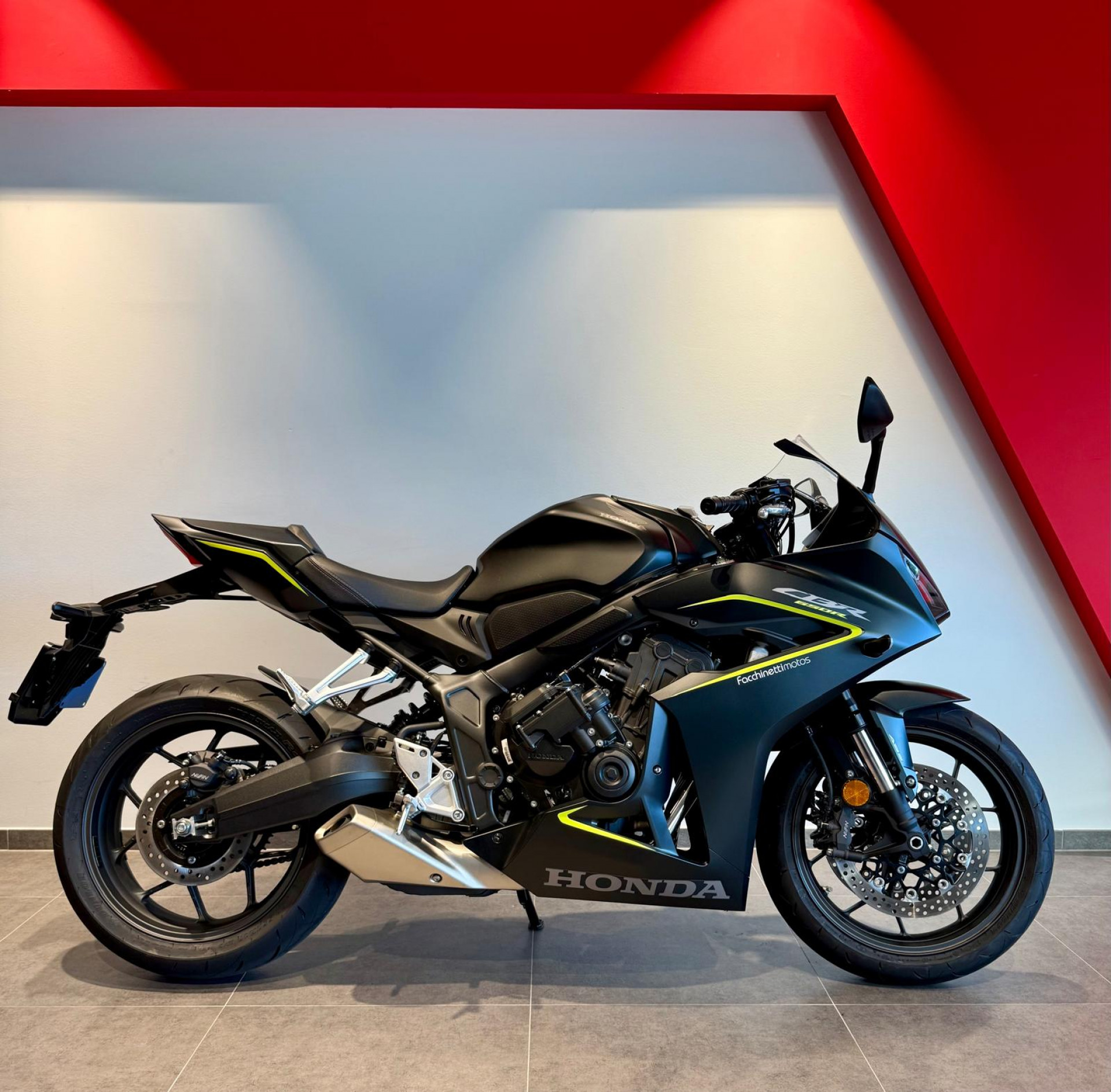 HONDA CBR 650 R E-Clutch-image-1