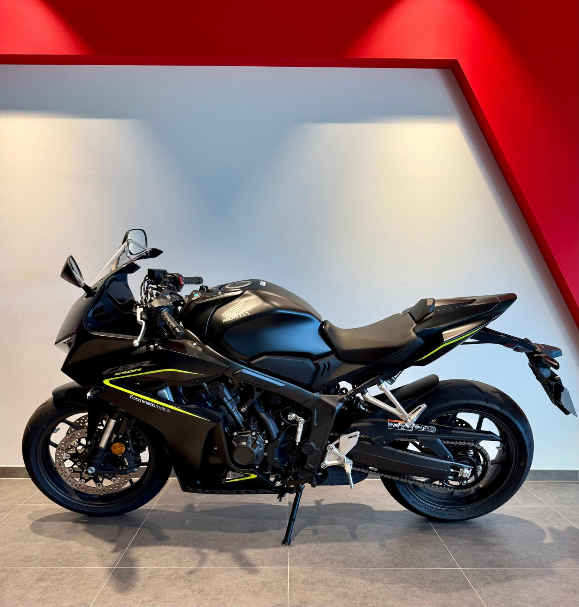 HONDA CBR 650 R E-Clutch-image-2