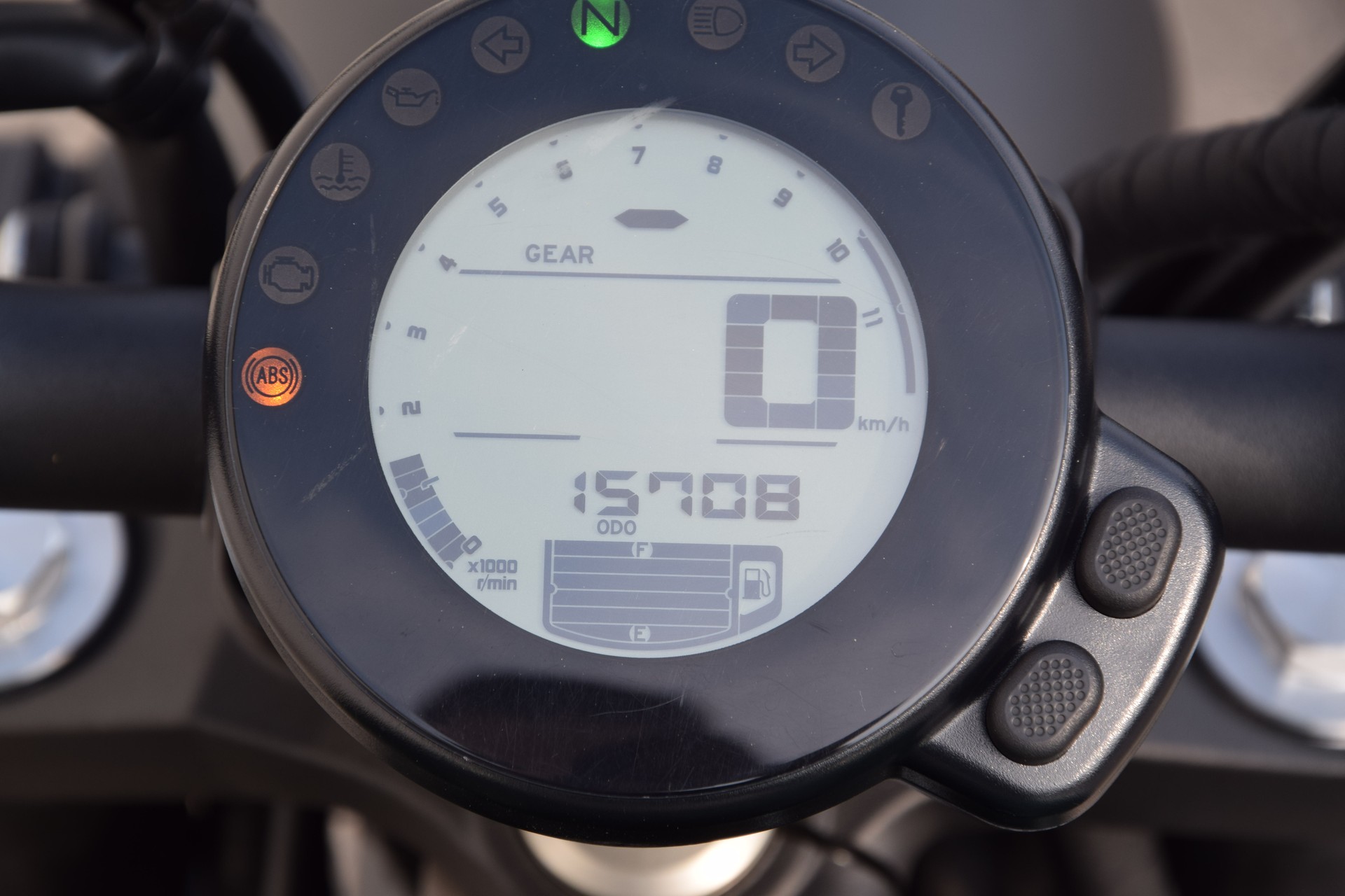 YAMAHA XSR 700-image-8