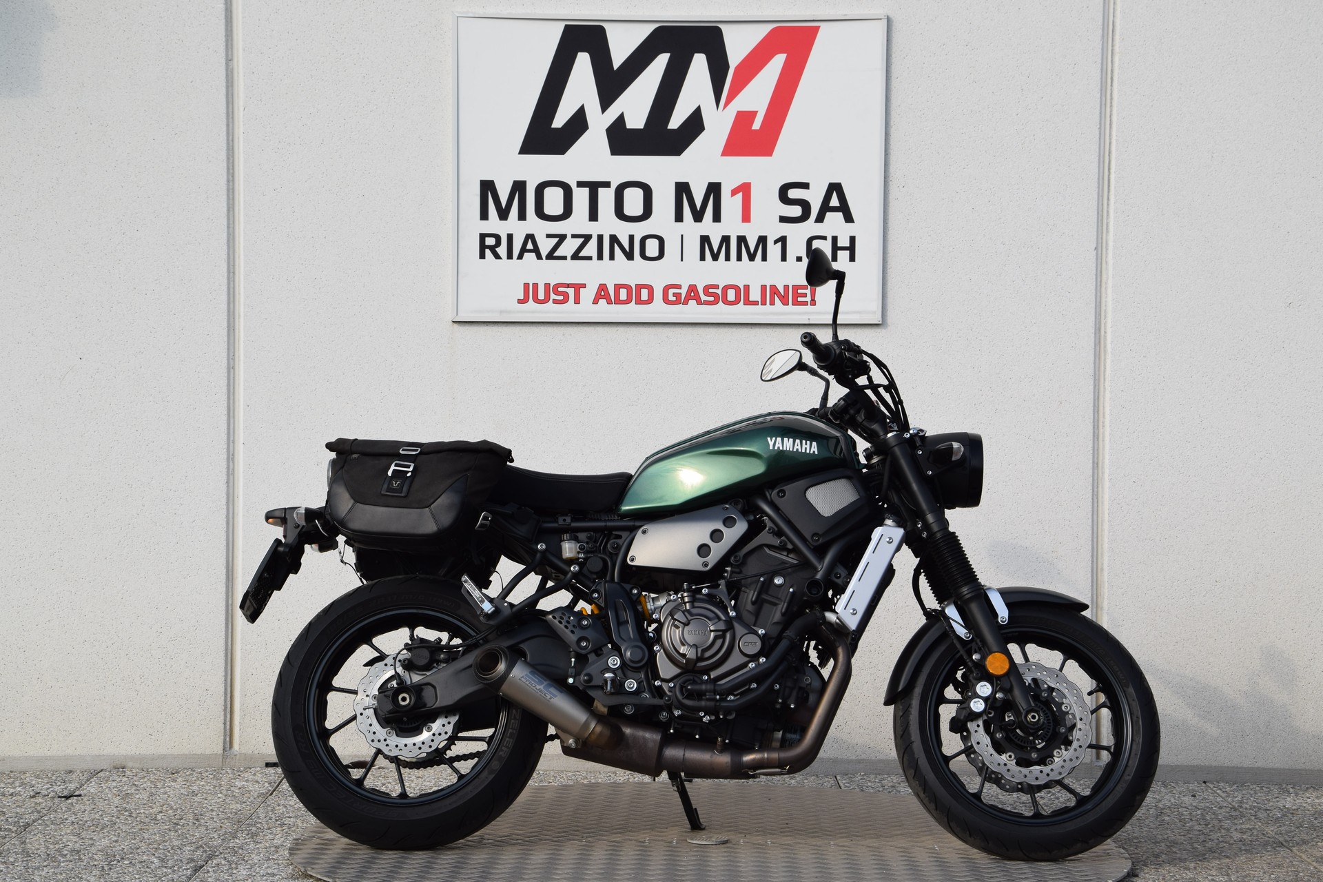 YAMAHA XSR 700
