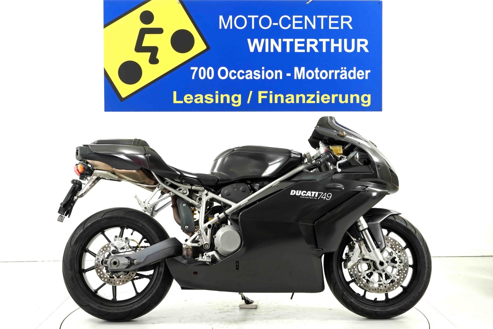 DUCATI 749-S-image-0