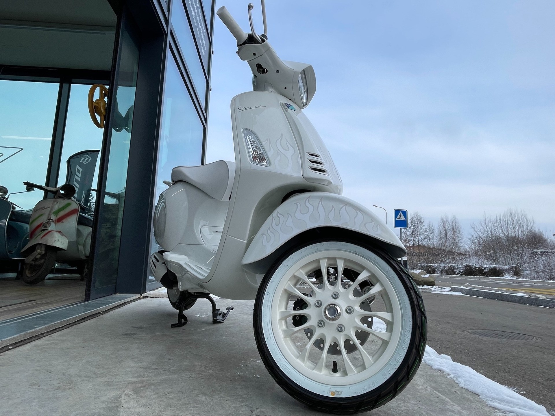 PIAGGIO Vespa 125 Sprint Justin Bieber ABS-image-8