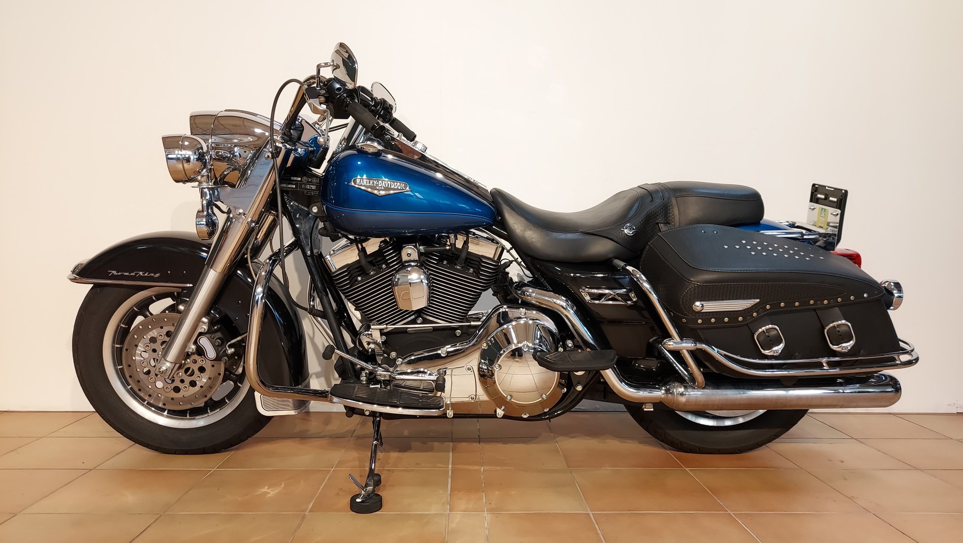 HARLEY-DAVIDSON FLHRCI Road King Classic-image-1