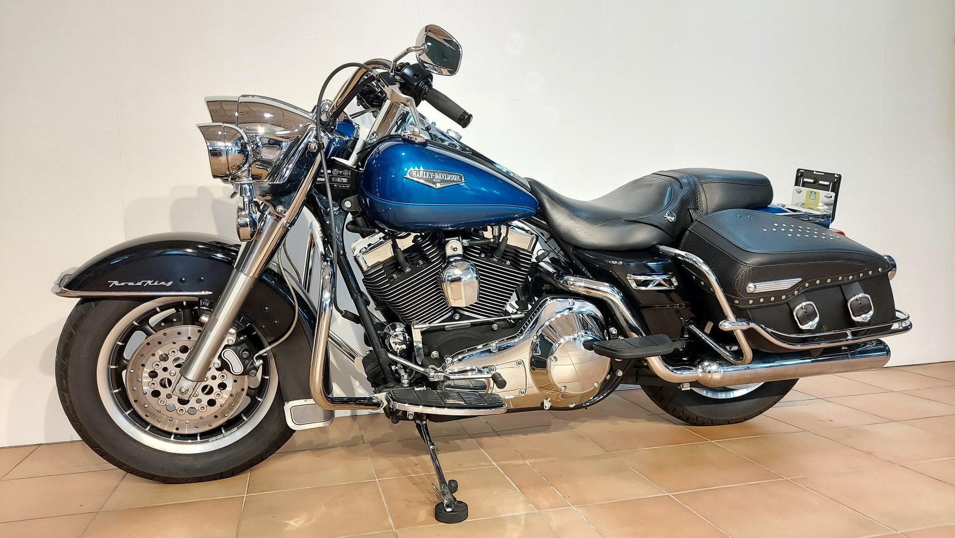HARLEY-DAVIDSON FLHRCI Road King Classic-image-3