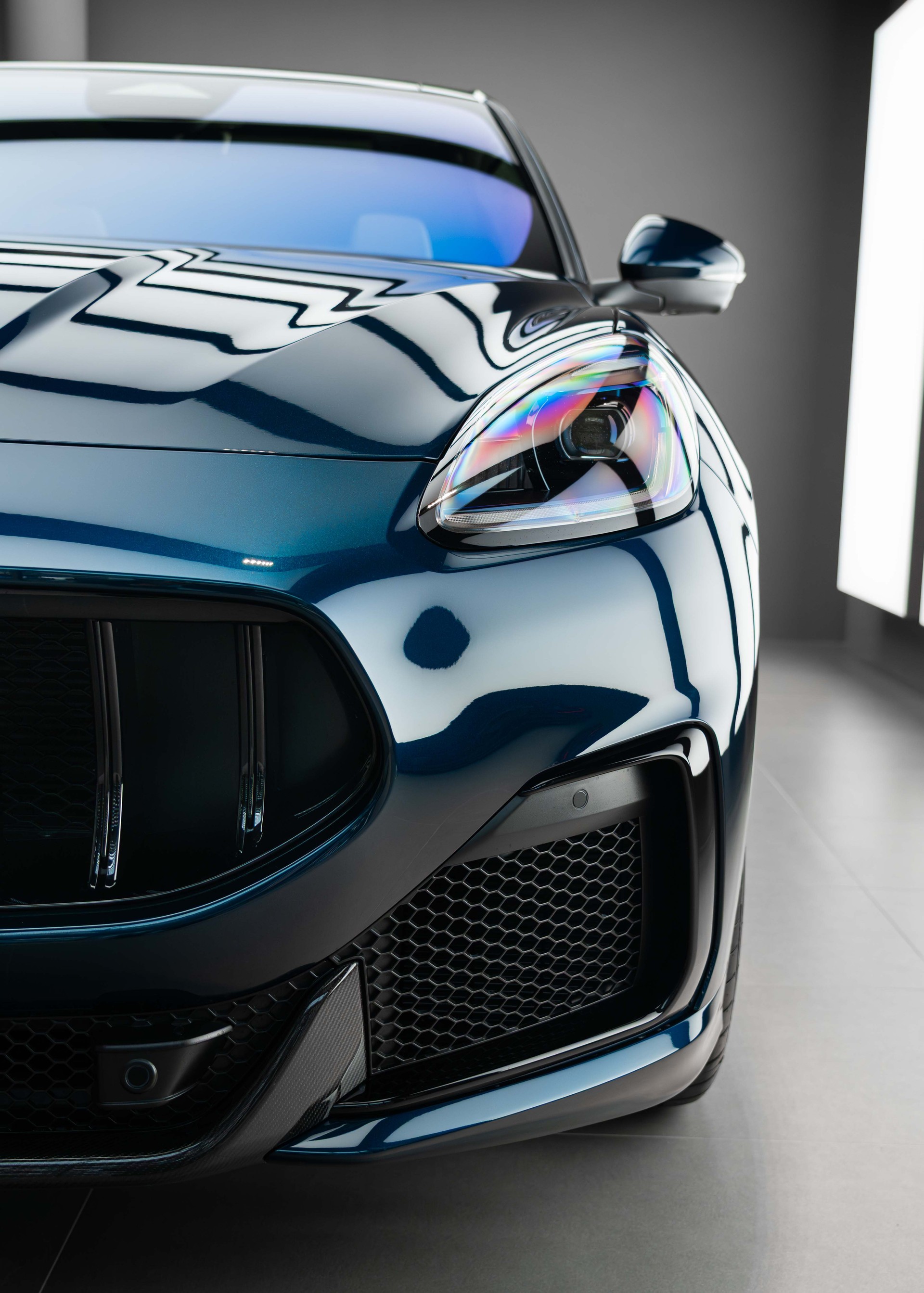 MASERATI Grecale 3.0 Trofeo Automatica - Blu Royale FUORISERIE-showroom-element-3