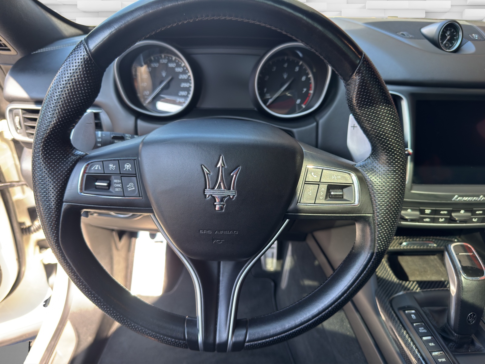 MASERATI Levante 3.0 V6 GranSport Automatica-image-9
