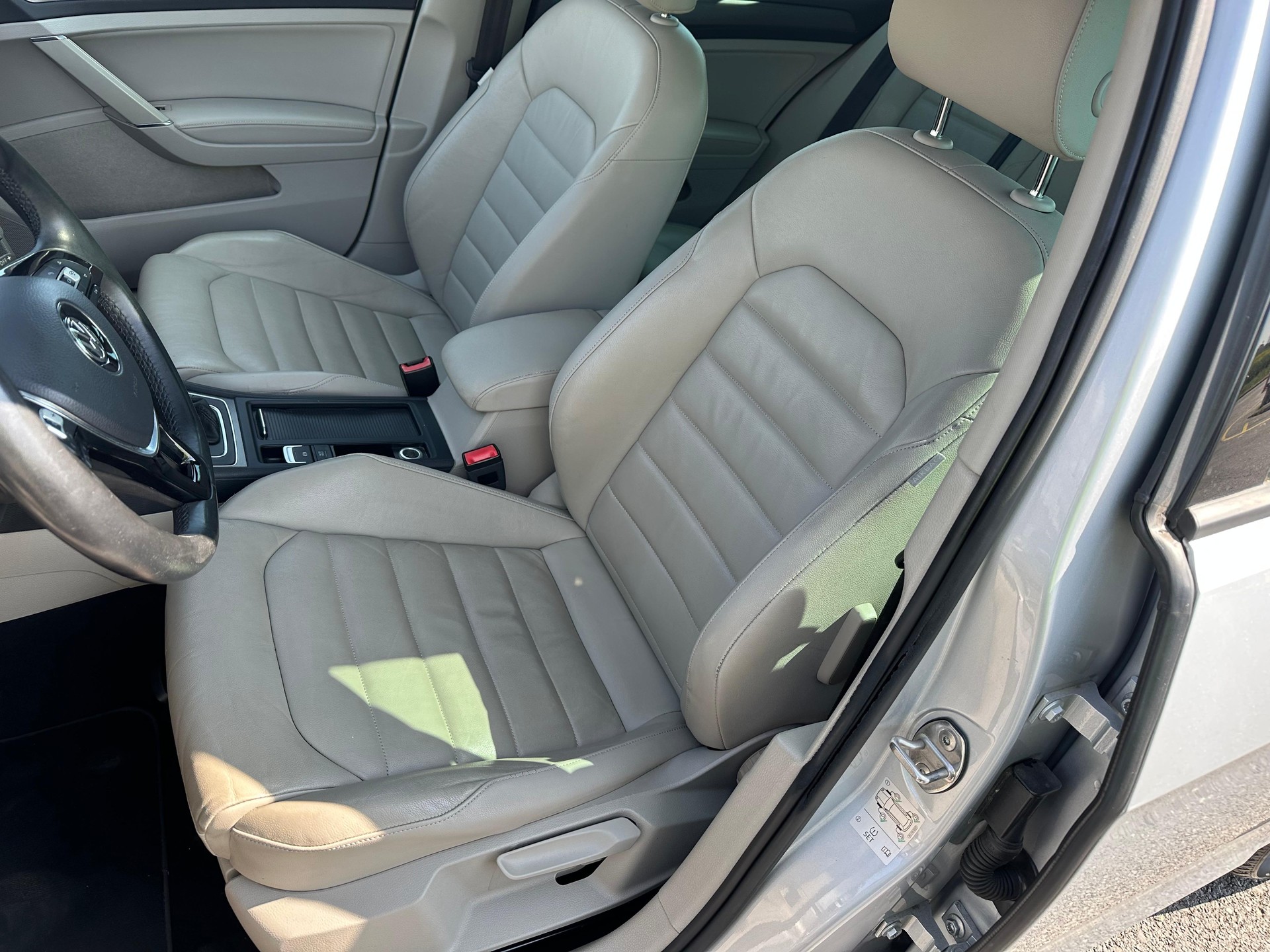 VW Golf 1.4 TSI Comfortline DSG-image-21