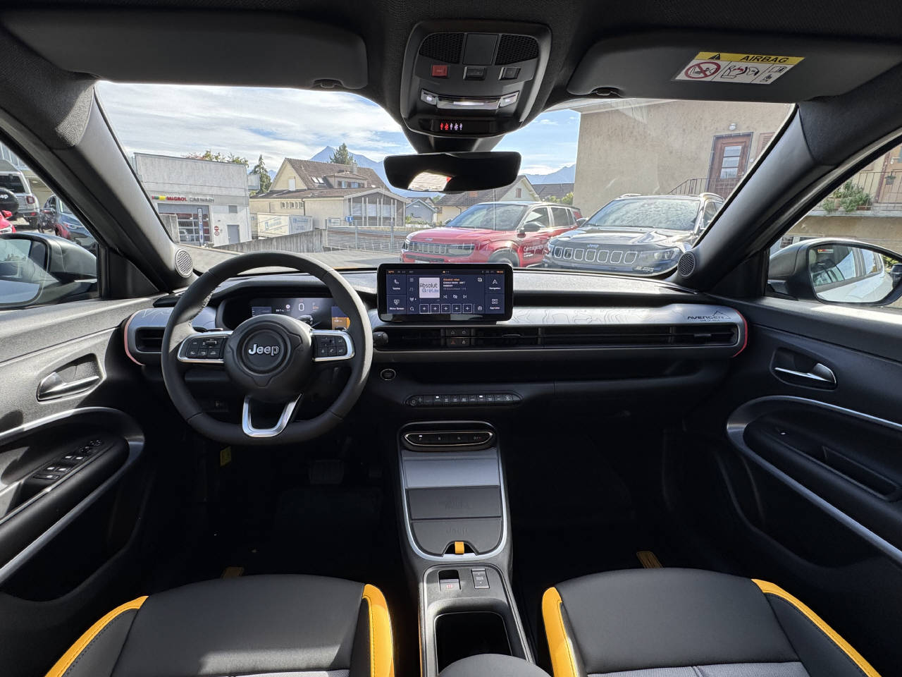 JEEP Avenger 1.2 MHEV The North Face 4xe-image-7