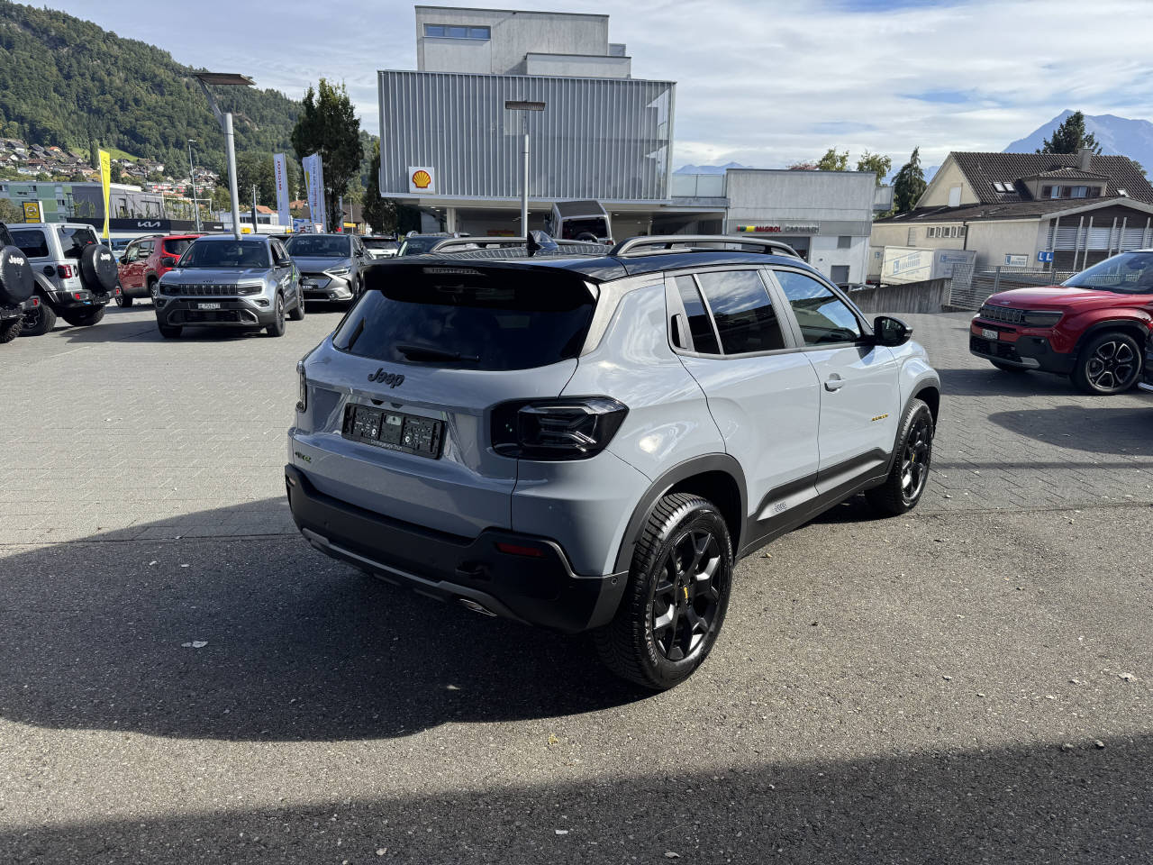JEEP Avenger 1.2 MHEV The North Face 4xe-image-4