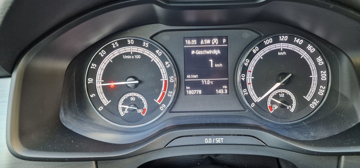 SKODA Kodiaq 2.0 TDI CR Ambition 4x4 DSG-image-11
