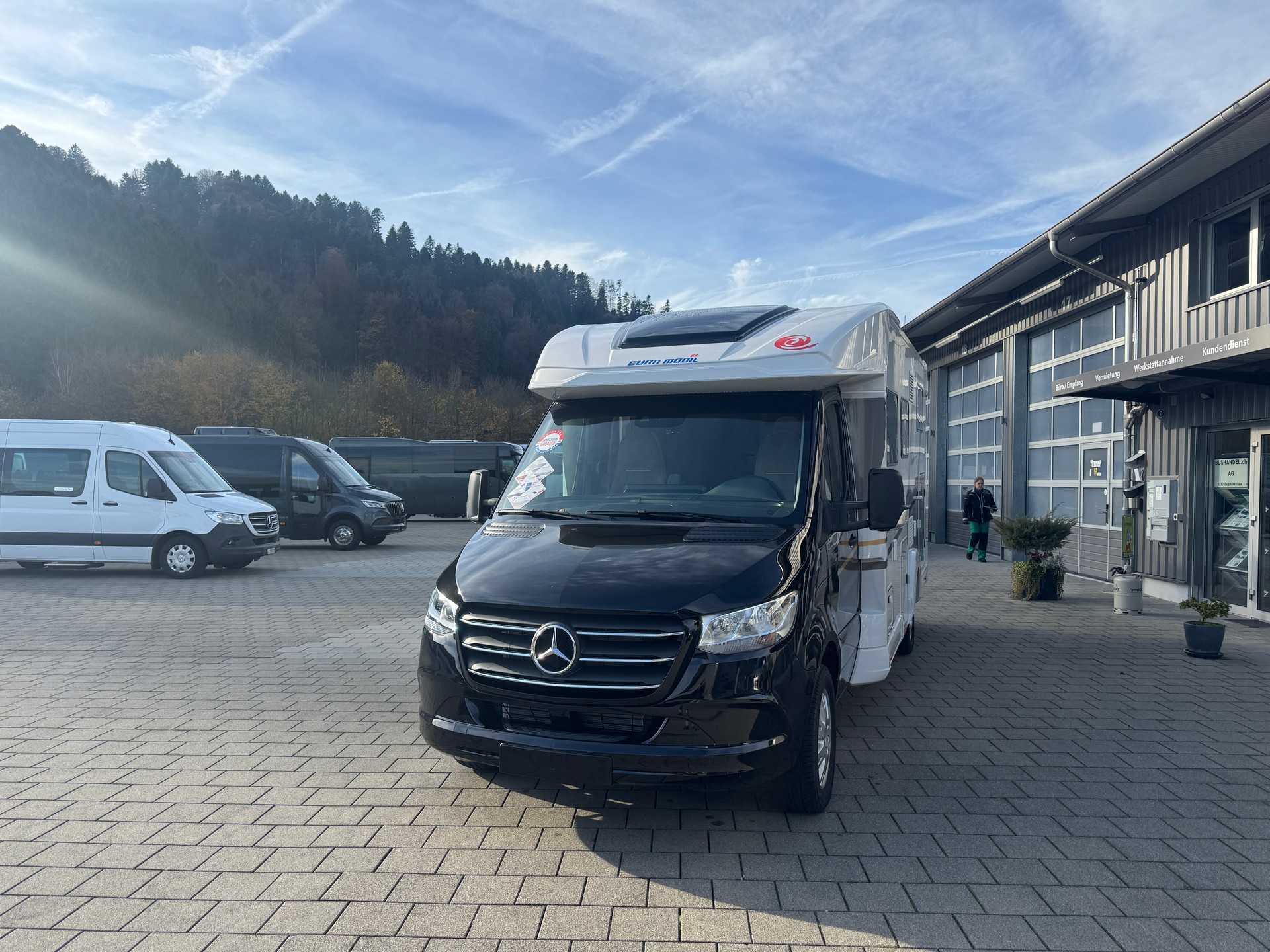 EURA MOBIL Profila T 696 EB Comfort-image-3