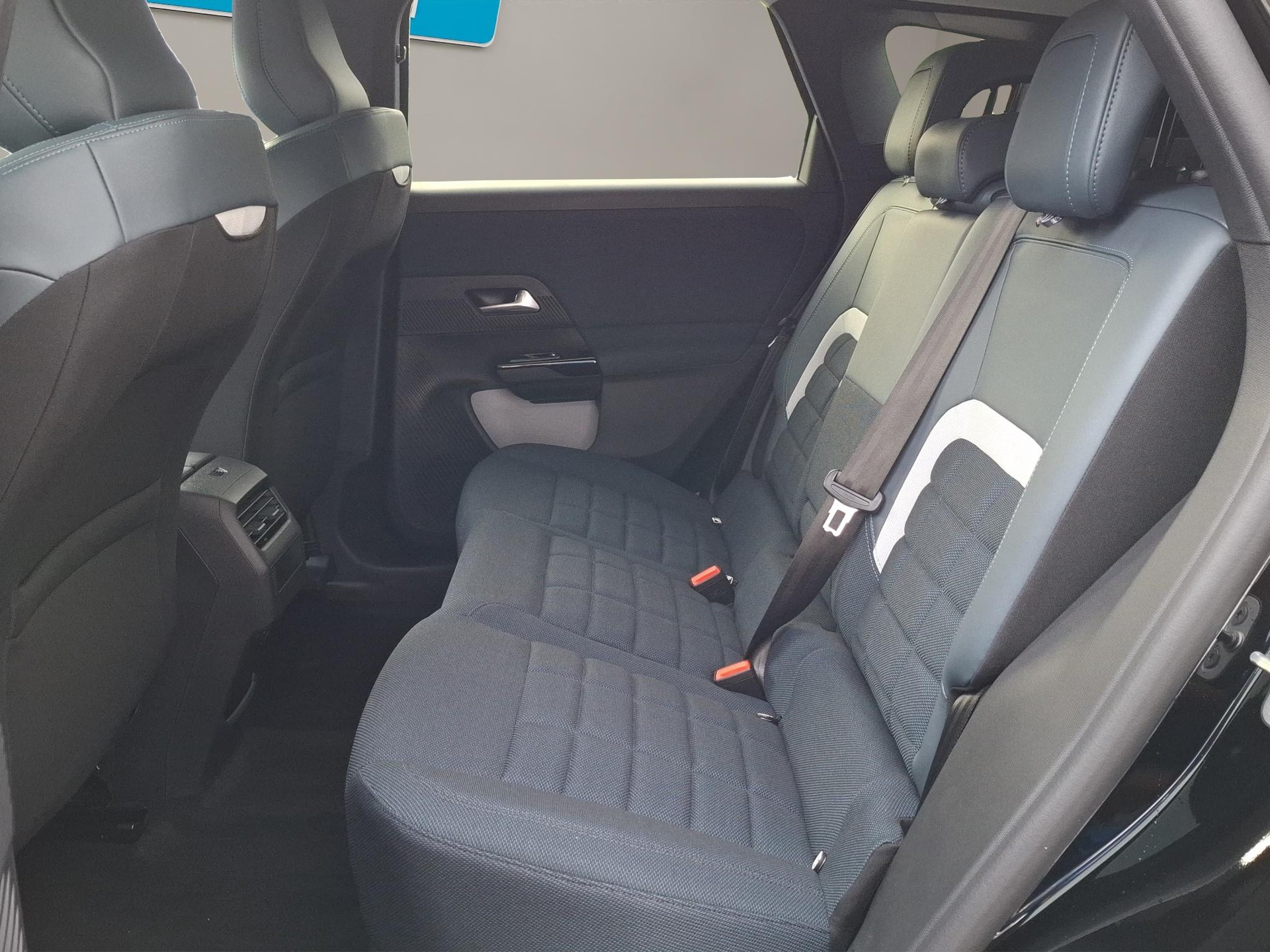 CITROEN e-C5 Aircross Plus-image-11