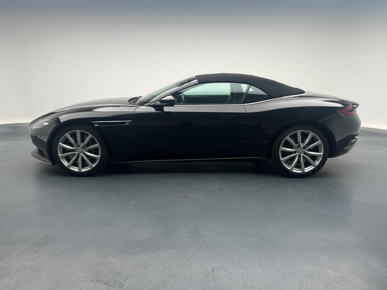 ASTON MARTIN DB11 Volante 4.0 V8 Bi-Turbo-image-11
