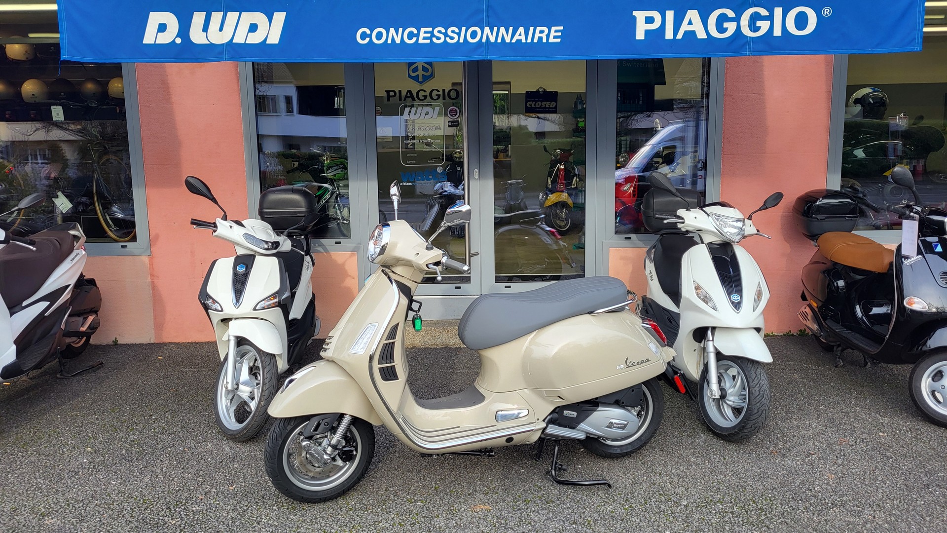 PIAGGIO Vespa GTS 125 RST Euro 5+