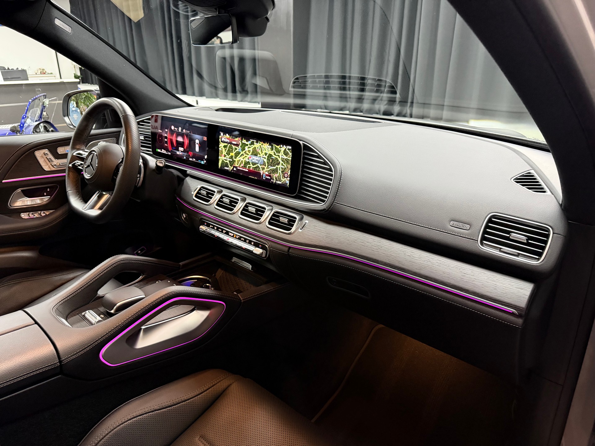 MERCEDES-BENZ GLE 450 d 4Matic 9G-Tronic - 63AMG Optik-image-29