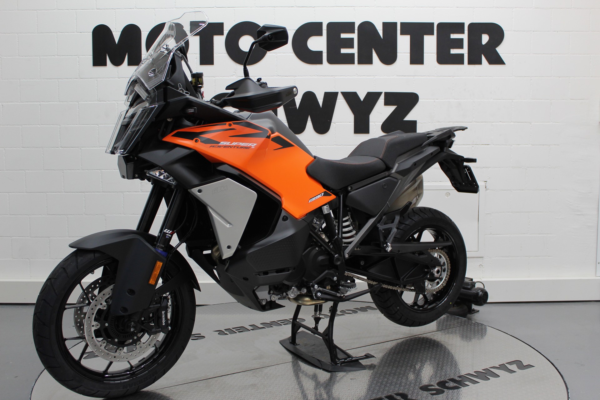 KTM 1390 Super Adventure S EVO-image-4