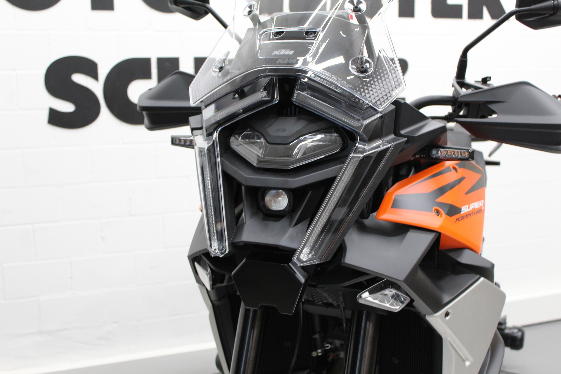KTM 1390 Super Adventure S EVO-image-6