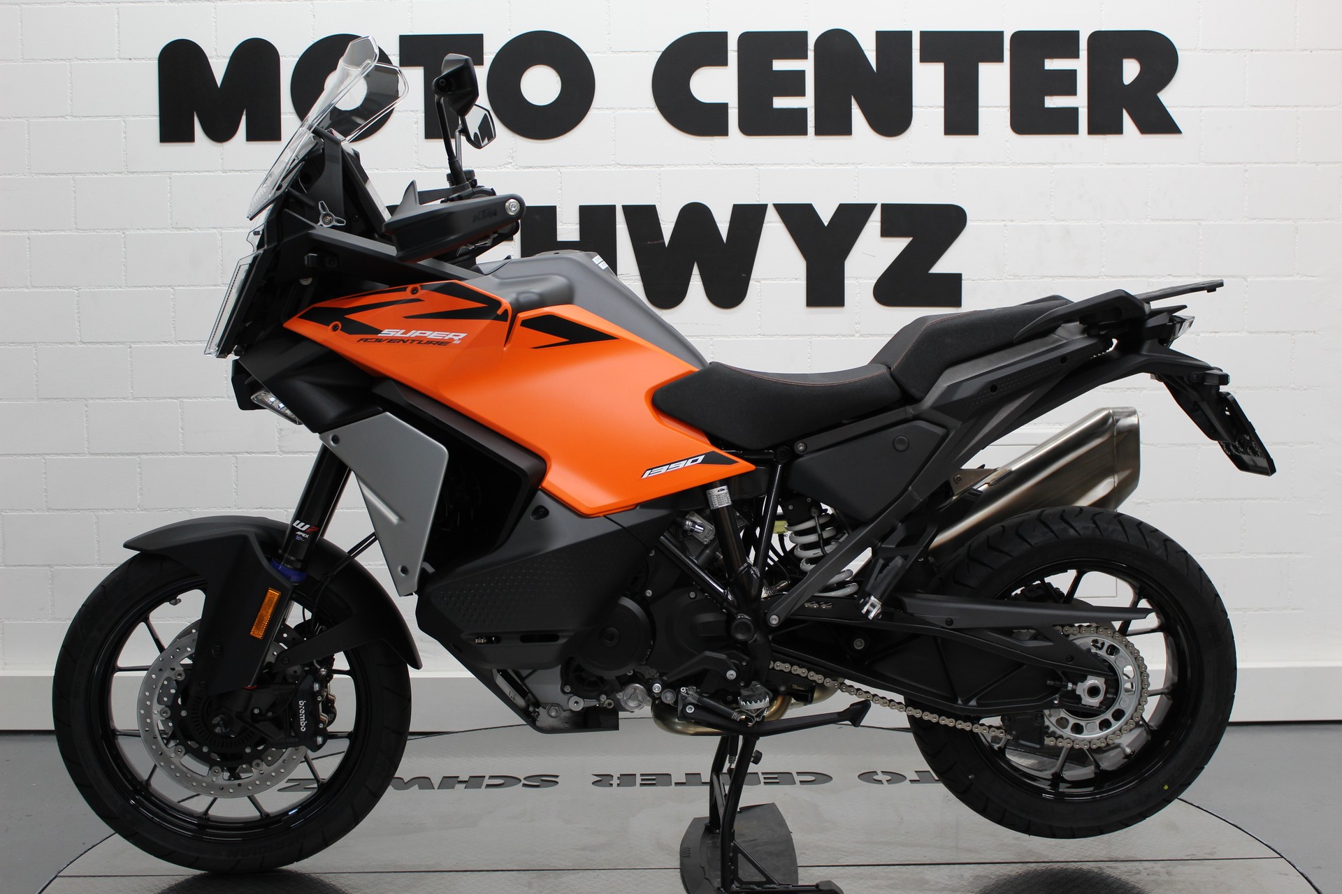 KTM 1390 Super Adventure S EVO-image-5