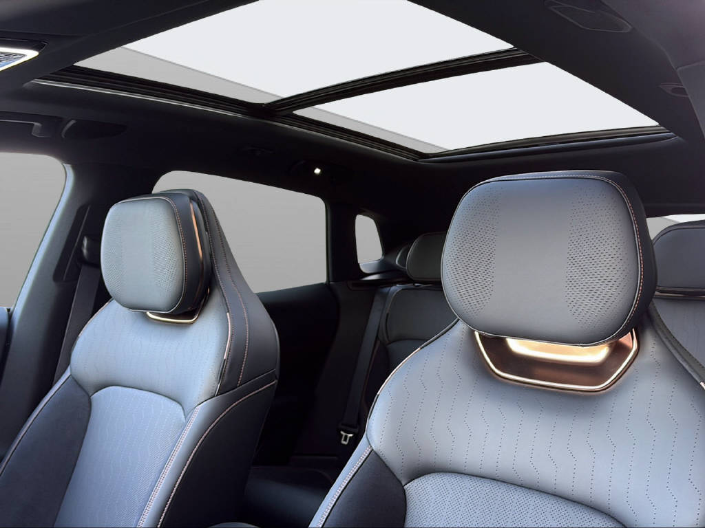 LYNK & CO 08-image-7