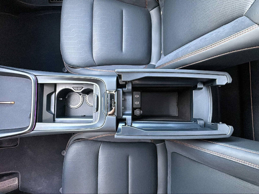 LYNK & CO 08-image-16