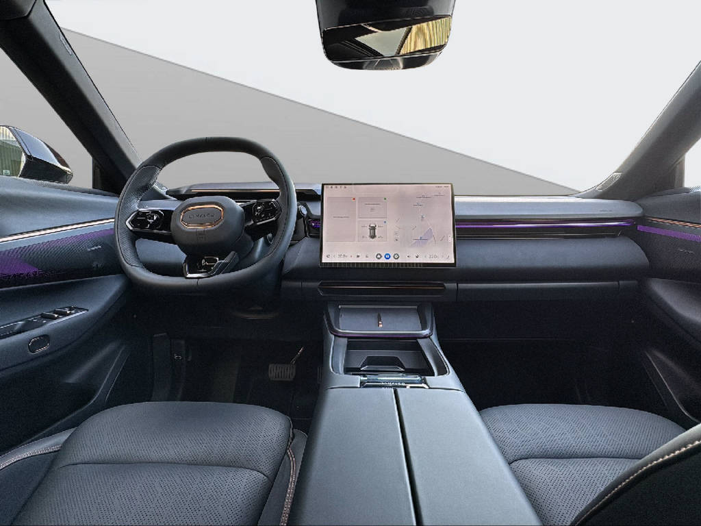 LYNK & CO 08-image-10