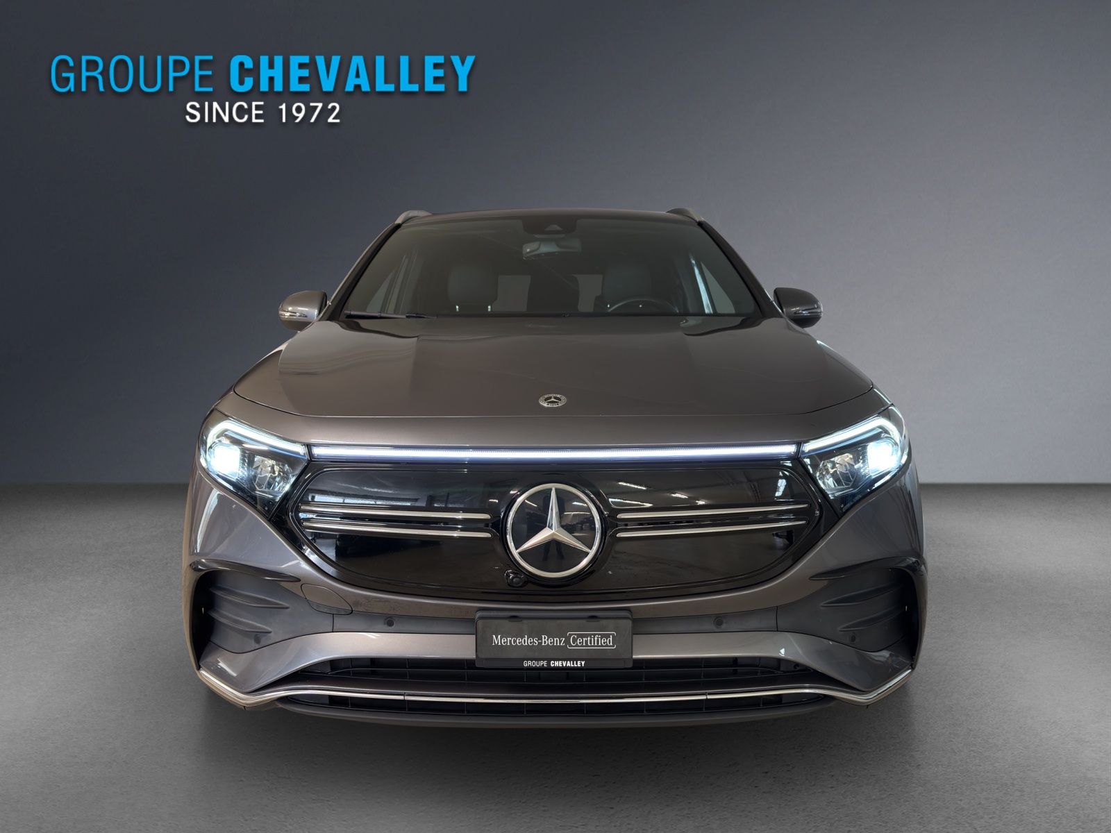 MERCEDES-BENZ EQA 350 AMG Line 4Matic-showroom-element-1