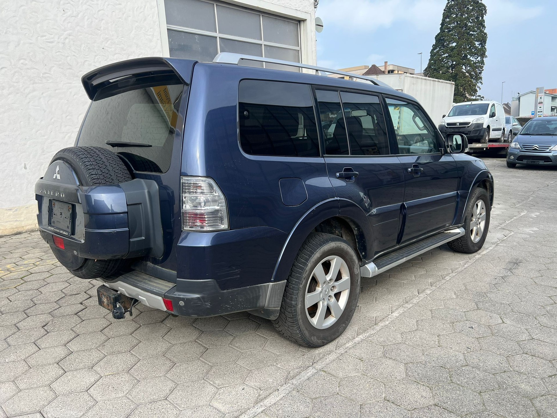 MITSUBISHI Pajero 3.2 DI-D Instyle Automatic-image-4