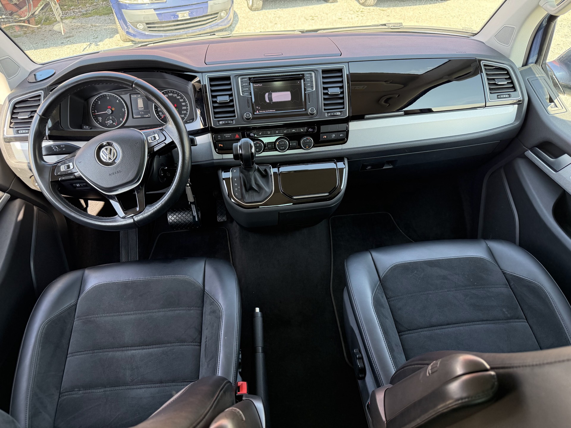 VW T6 Multivan 2.0 TDI Highline DSG-image-4