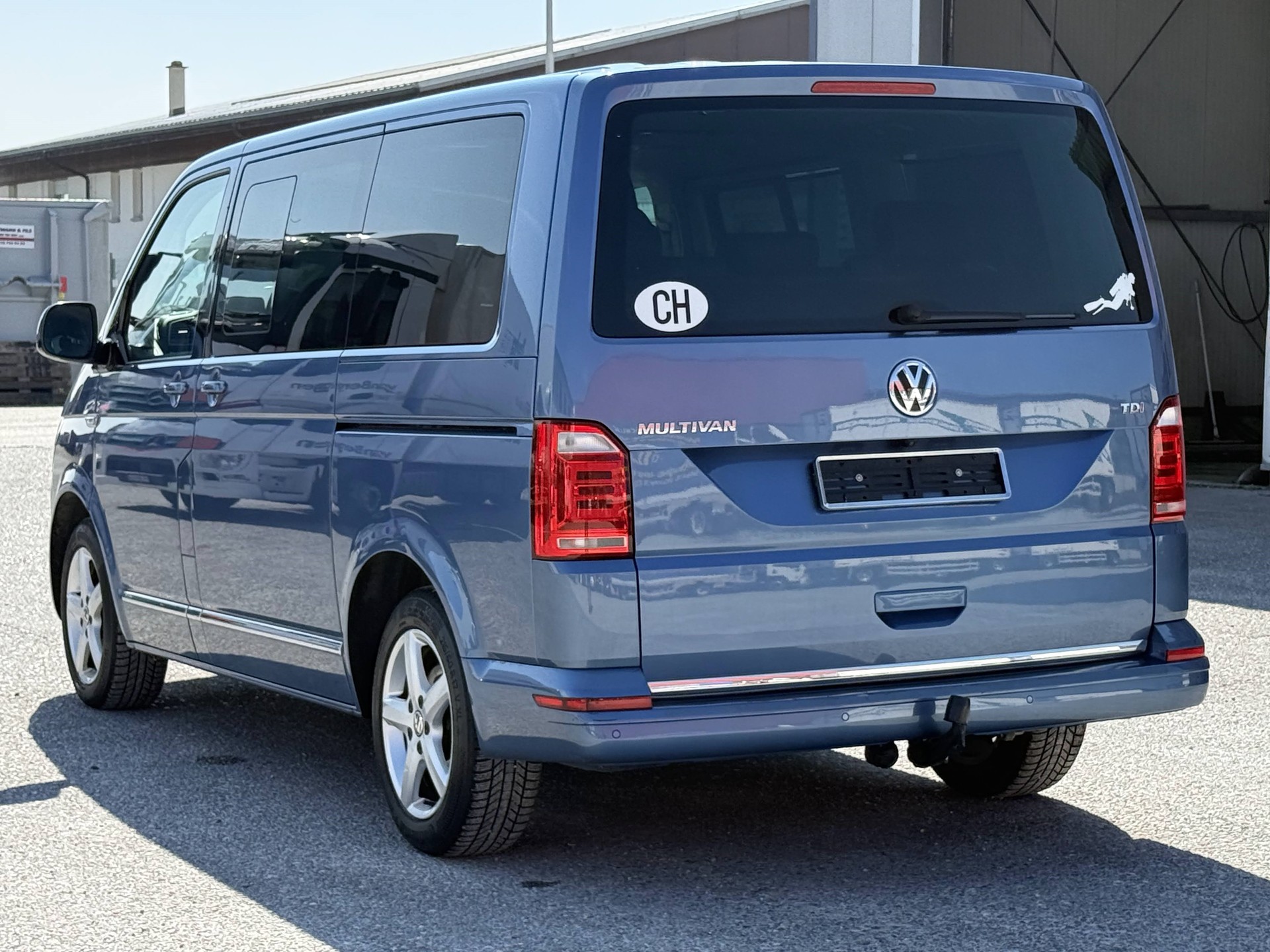 VW T6 Multivan 2.0 TDI Highline DSG-image-2