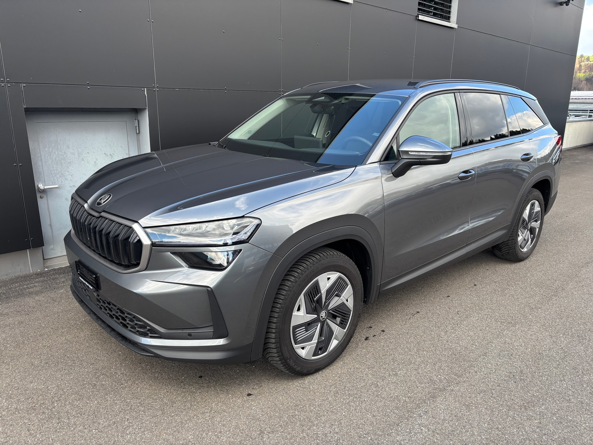 SKODA Kodiaq 2.0 TSI Selection 4x4-showroom-element-3