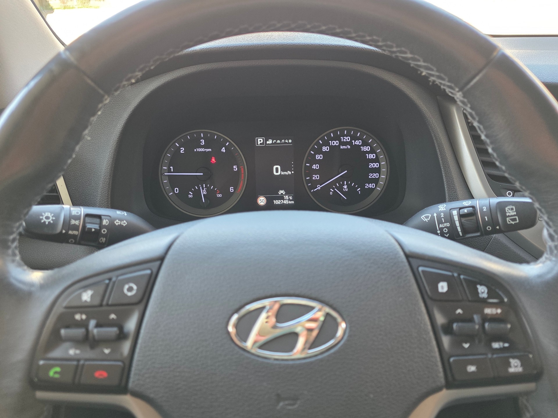 HYUNDAI Tucson 2.0 CRDI Vertex 4WD Automatic-image-22