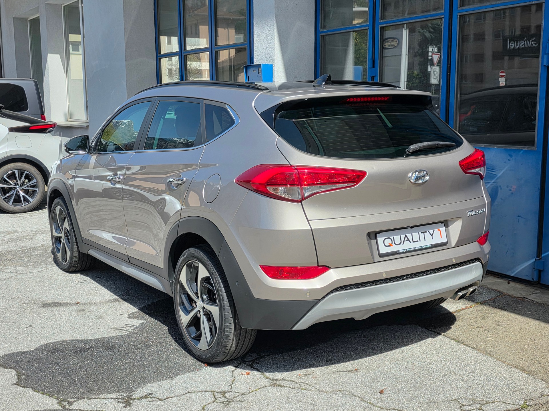 HYUNDAI Tucson 2.0 CRDI Vertex 4WD Automatic-showroom-element-3