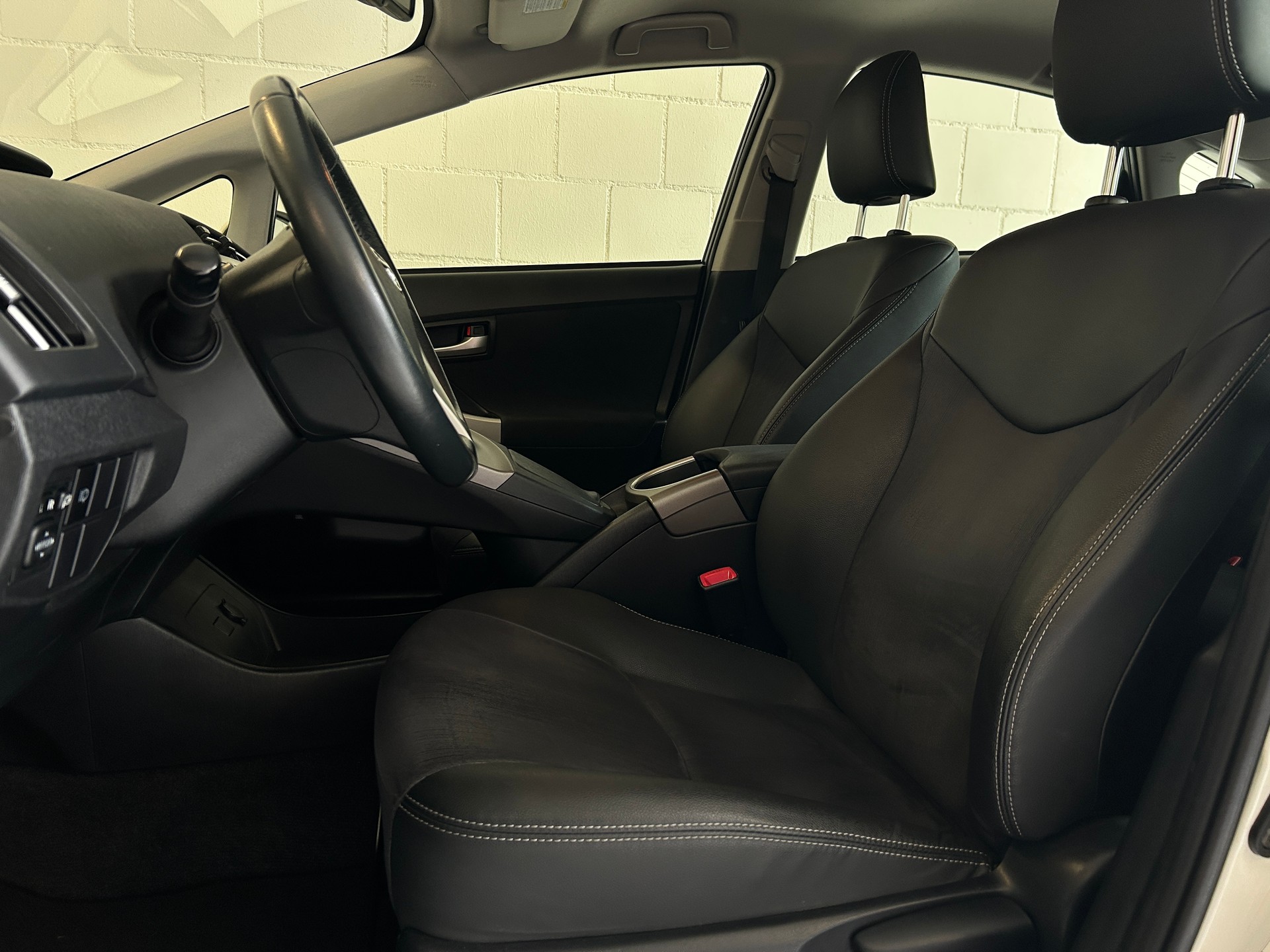 TOYOTA Prius 1.8 16V HSD Sol Premium-image-10