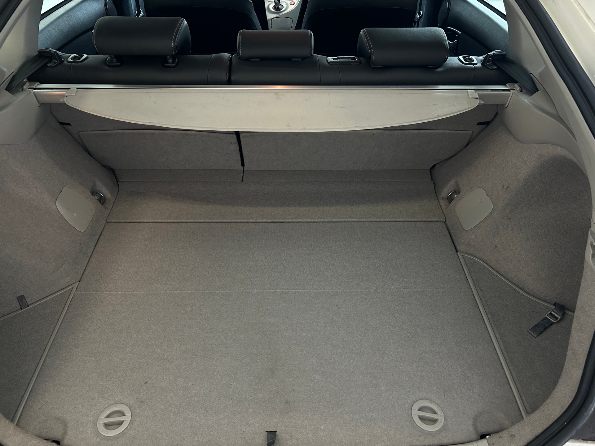 TOYOTA Prius 1.8 16V HSD Sol Premium-image-11