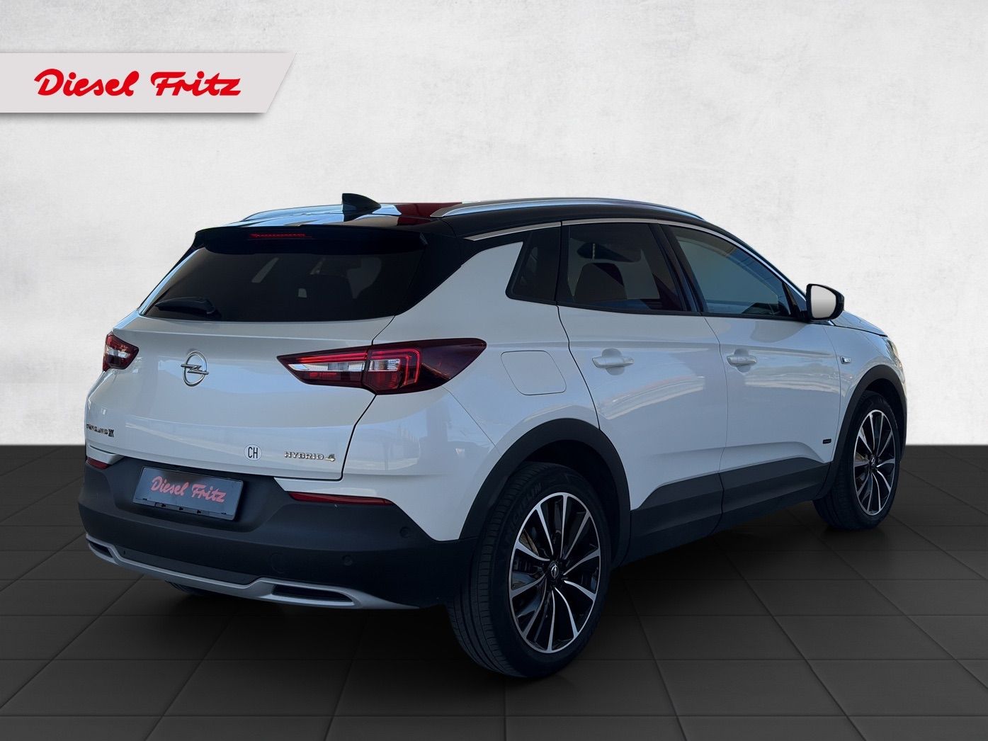 OPEL Grandland X 1.6 Hybrid4 Ultimate Automatik-image-4