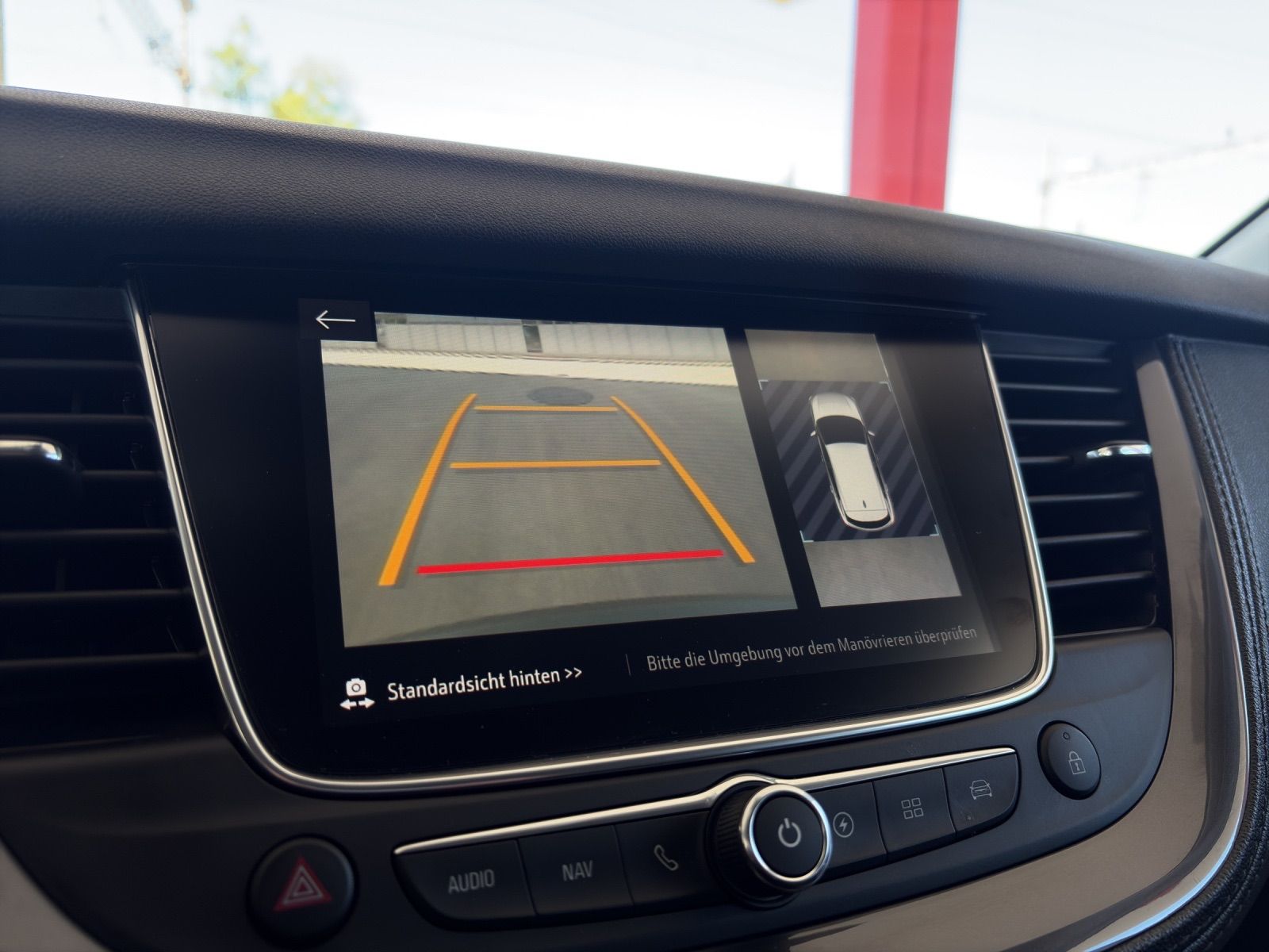 OPEL Grandland X 1.6 Hybrid4 Ultimate Automatik-image-20
