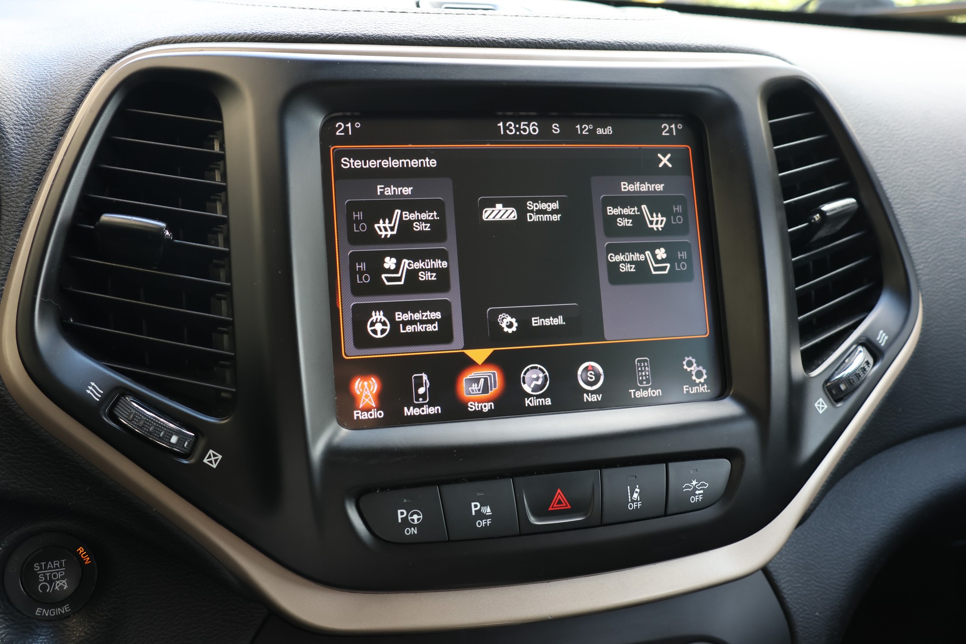 JEEP Cherokee 3.2 Limited AWD 9ATX-image-15