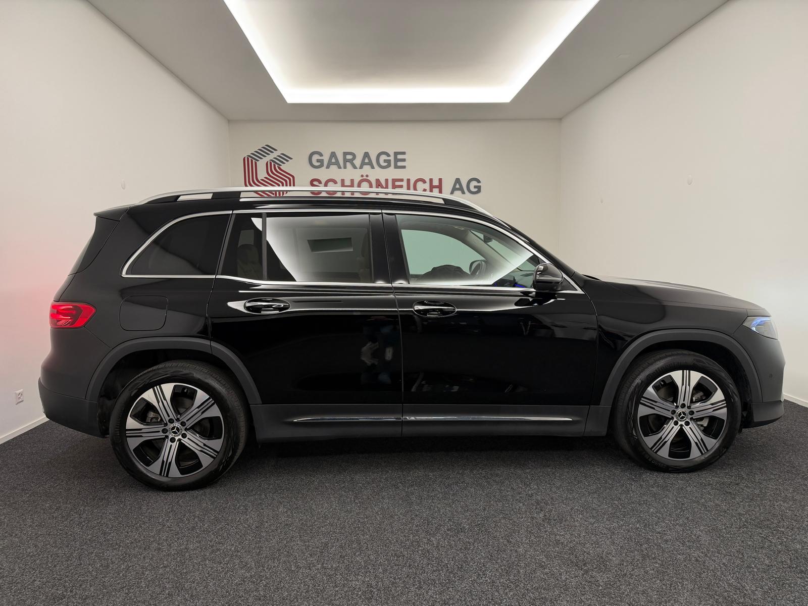 MERCEDES-BENZ EQB 300 Edition1 4Matic-showroom-element-3