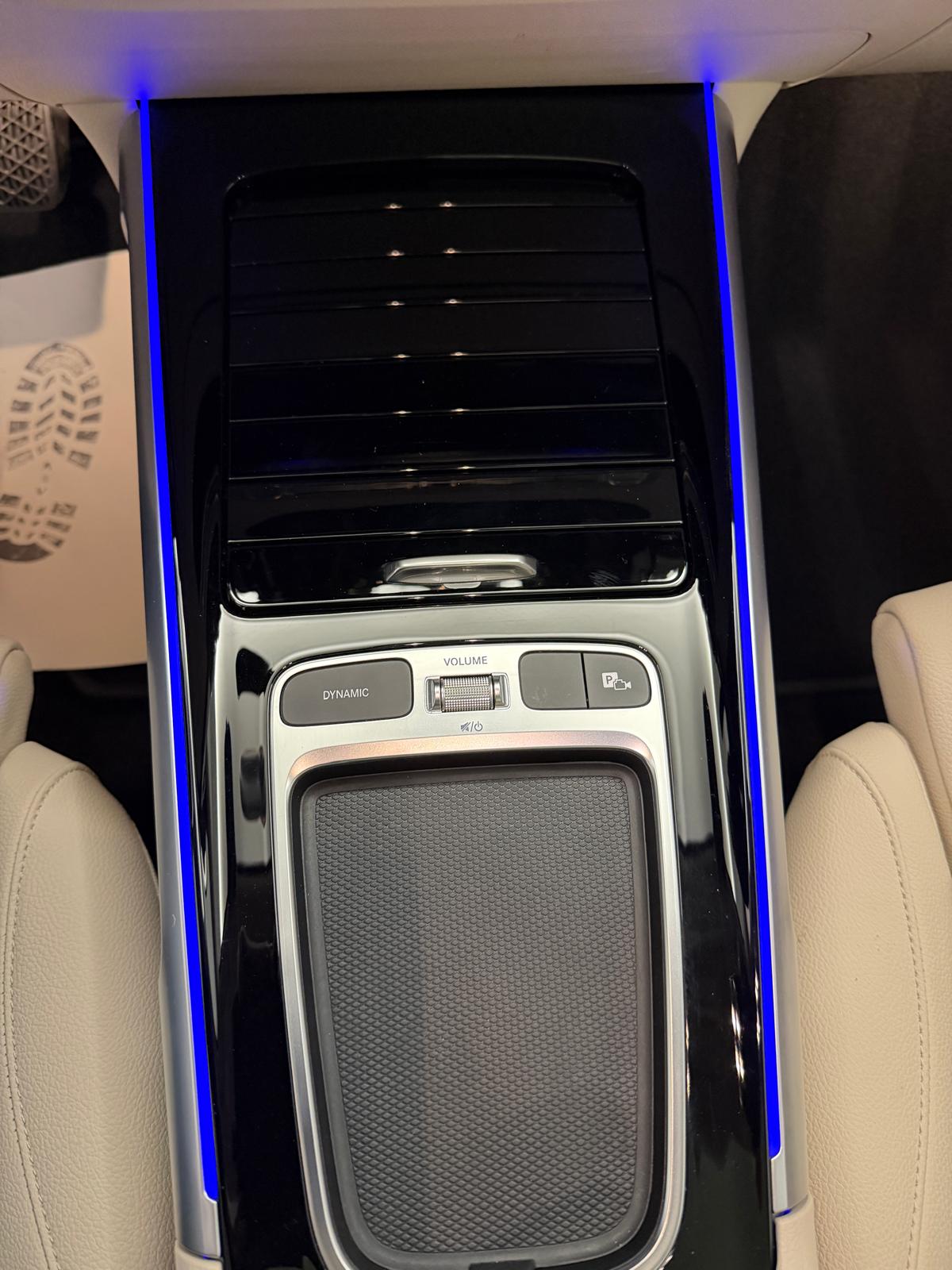 MERCEDES-BENZ EQB 300 Edition1 4Matic-image-23