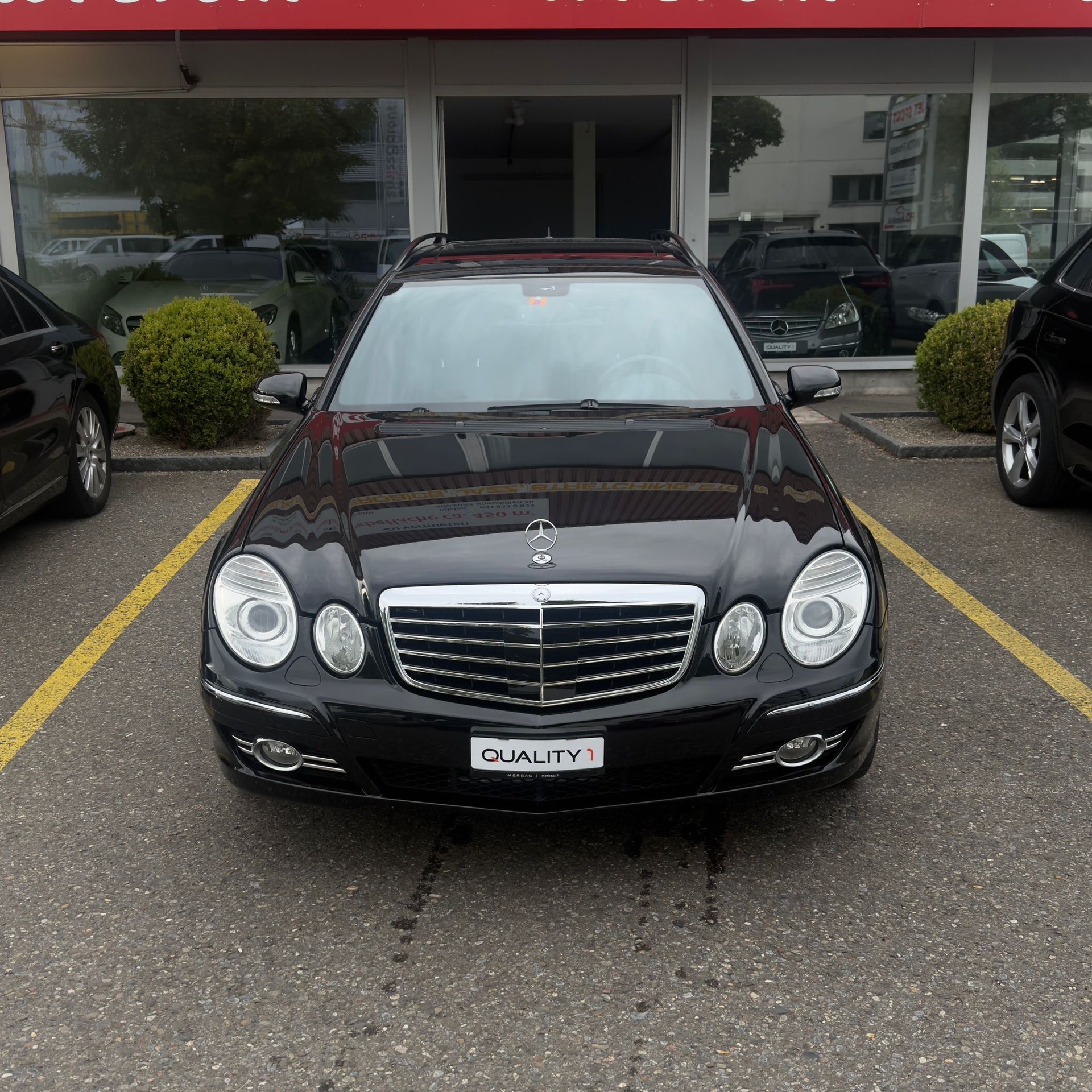 MERCEDES-BENZ E 500 Avantgarde 4Matic Automatic