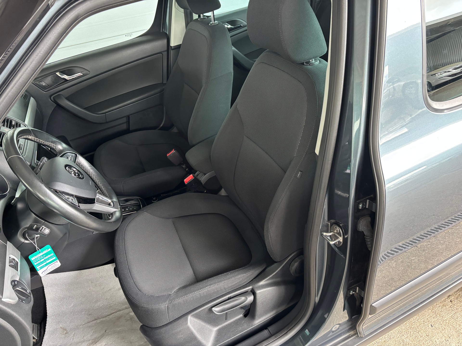 SKODA Yeti 2.0 TDI Outdoor Swiss Joy 4x4 DSG-image-6