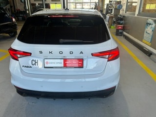 SKODA Fabia 1.0 TSI Monte Carlo DSG-image-2