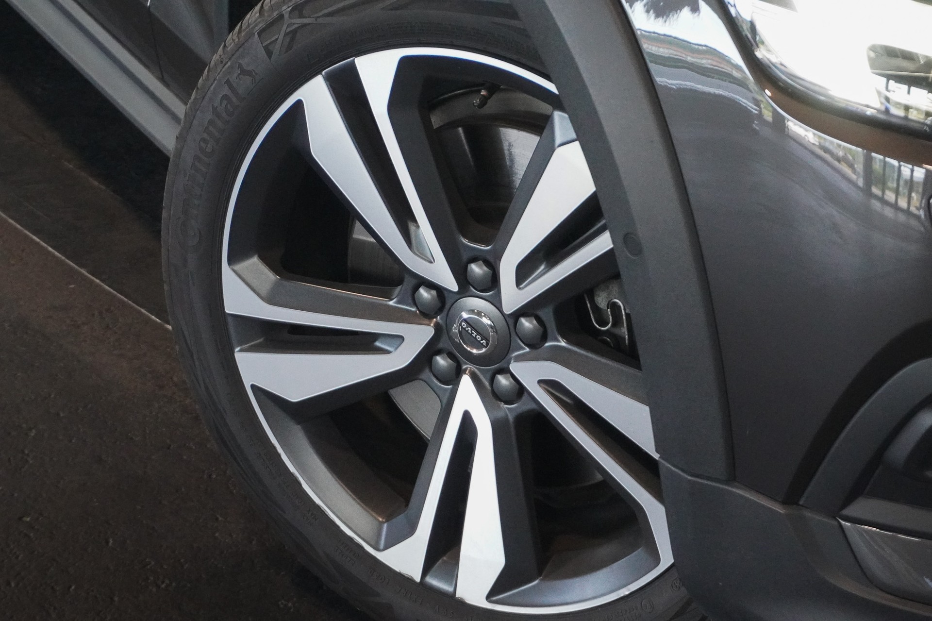 VOLVO V60 Cross Country B5 Mild Hybrid Plus AWD Geartronic-image-15