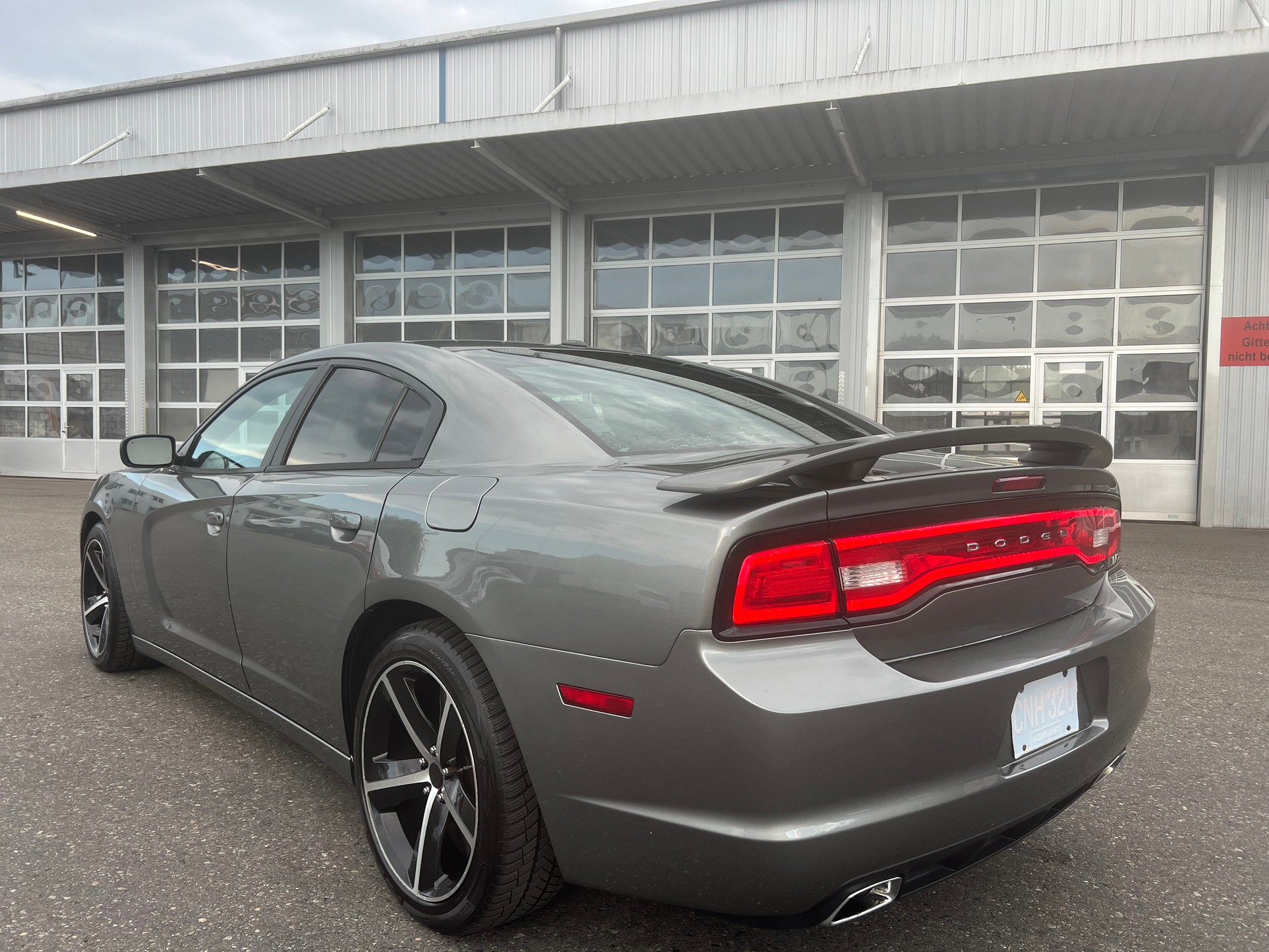 DODGE Charger-image-7
