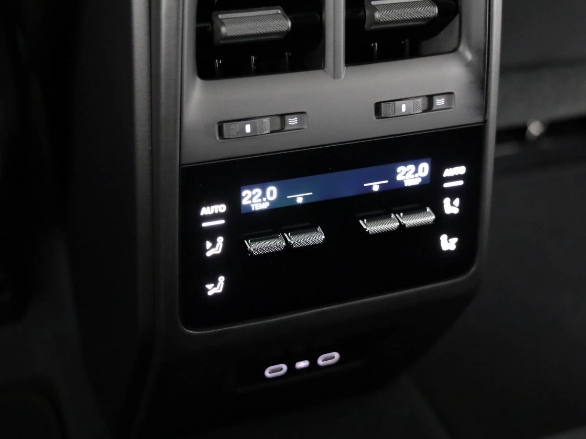 PORSCHE Macan 4-image-19